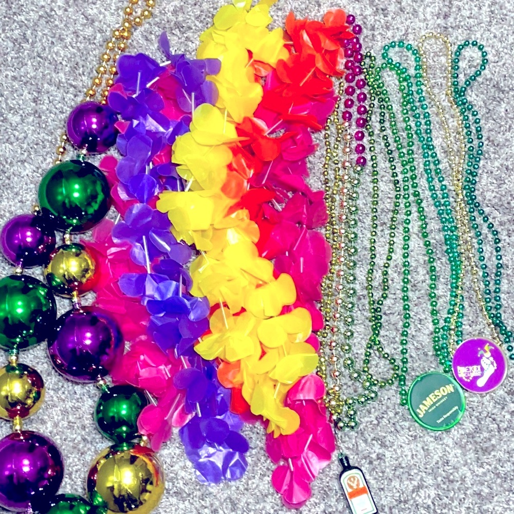 Beaded Necklaces & Hawaiian Leis